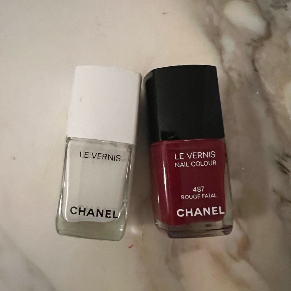 Chanel Nail Polish x Two - Picture 2 of 3